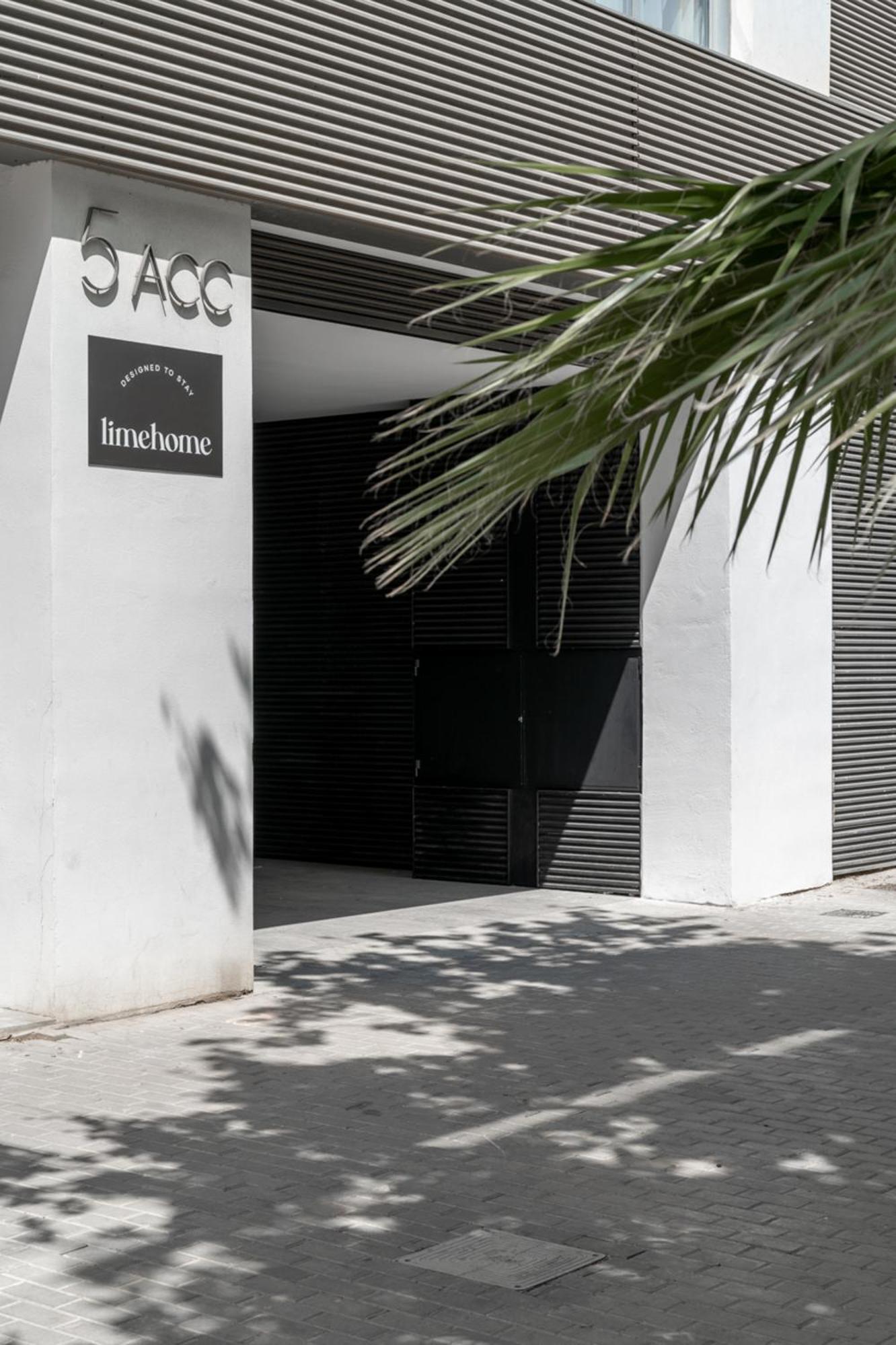 Limehome Valencia Carrer D'Antonio Ferrandis 外观 照片