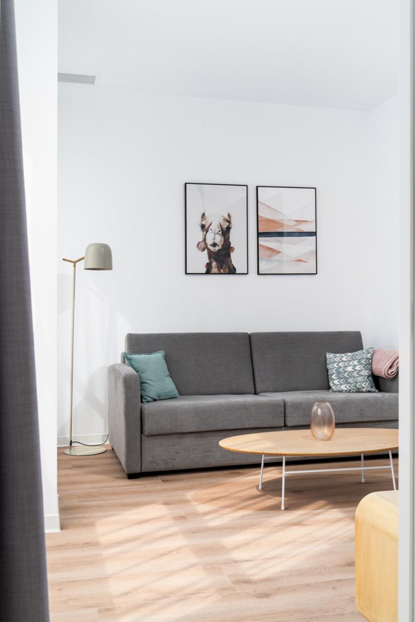 Limehome Valencia Carrer D'Antonio Ferrandis 外观 照片