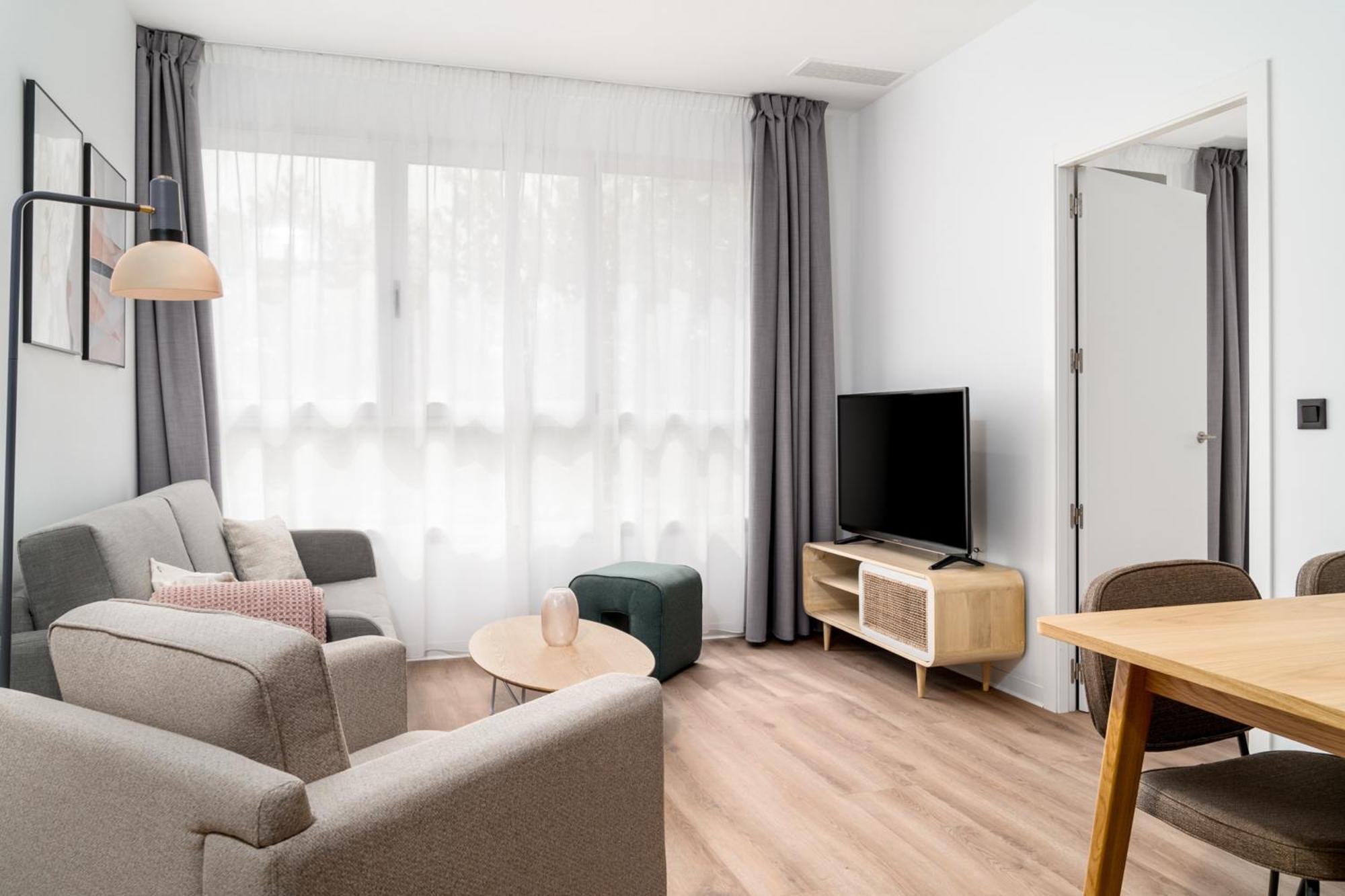 Limehome Valencia Carrer D'Antonio Ferrandis 外观 照片