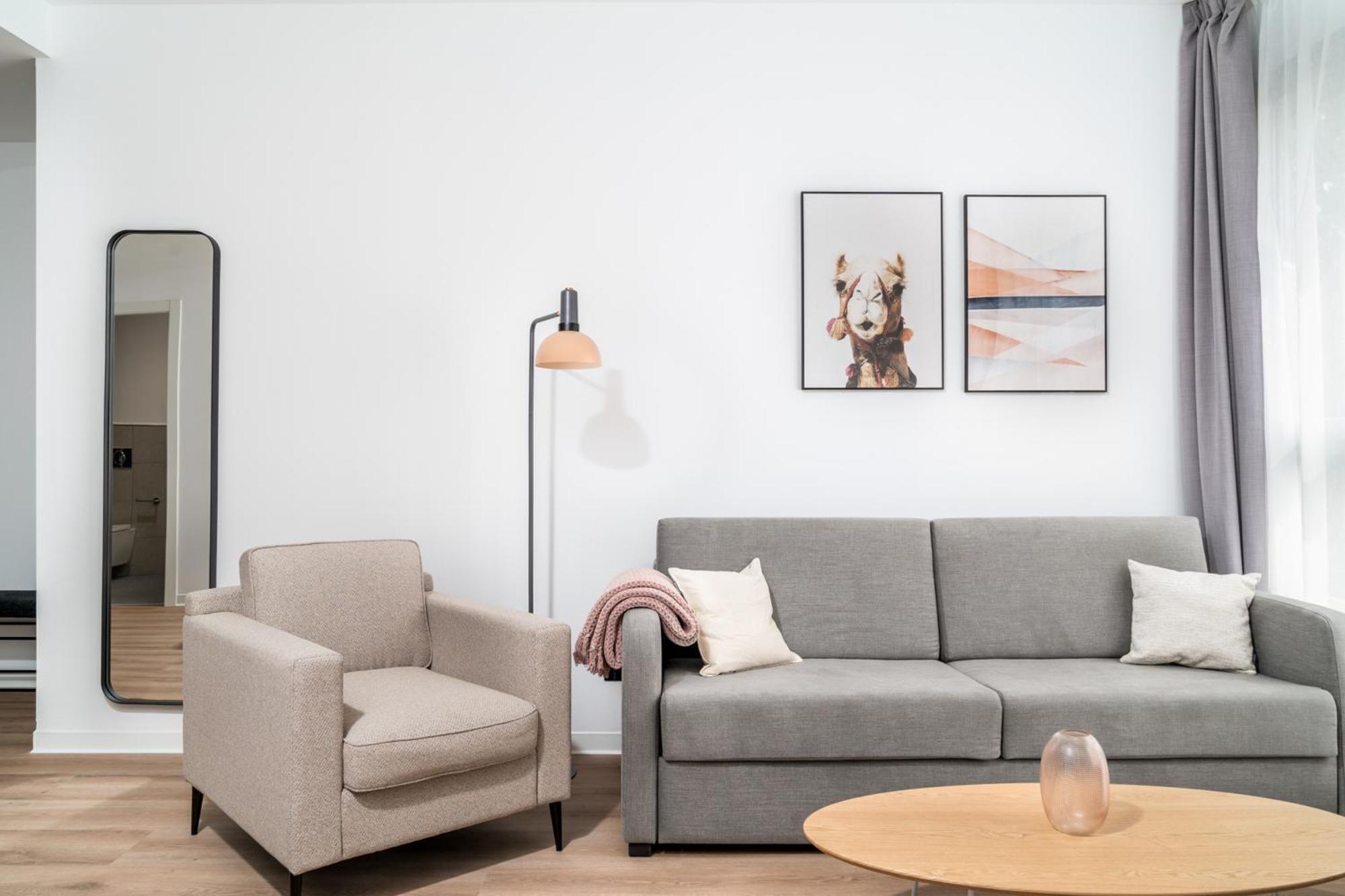 Limehome Valencia Carrer D'Antonio Ferrandis 外观 照片