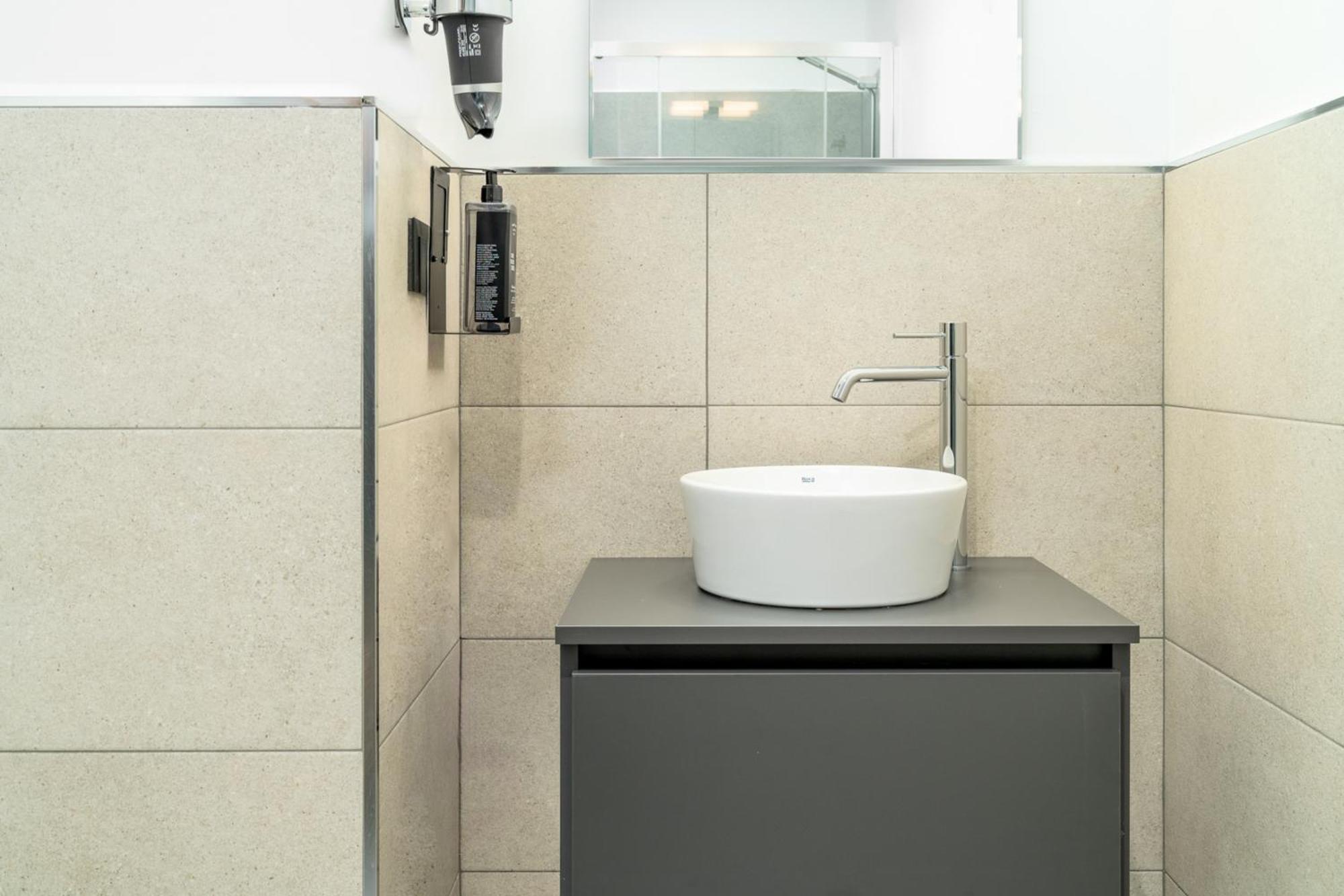 Limehome Valencia Carrer D'Antonio Ferrandis 客房 照片